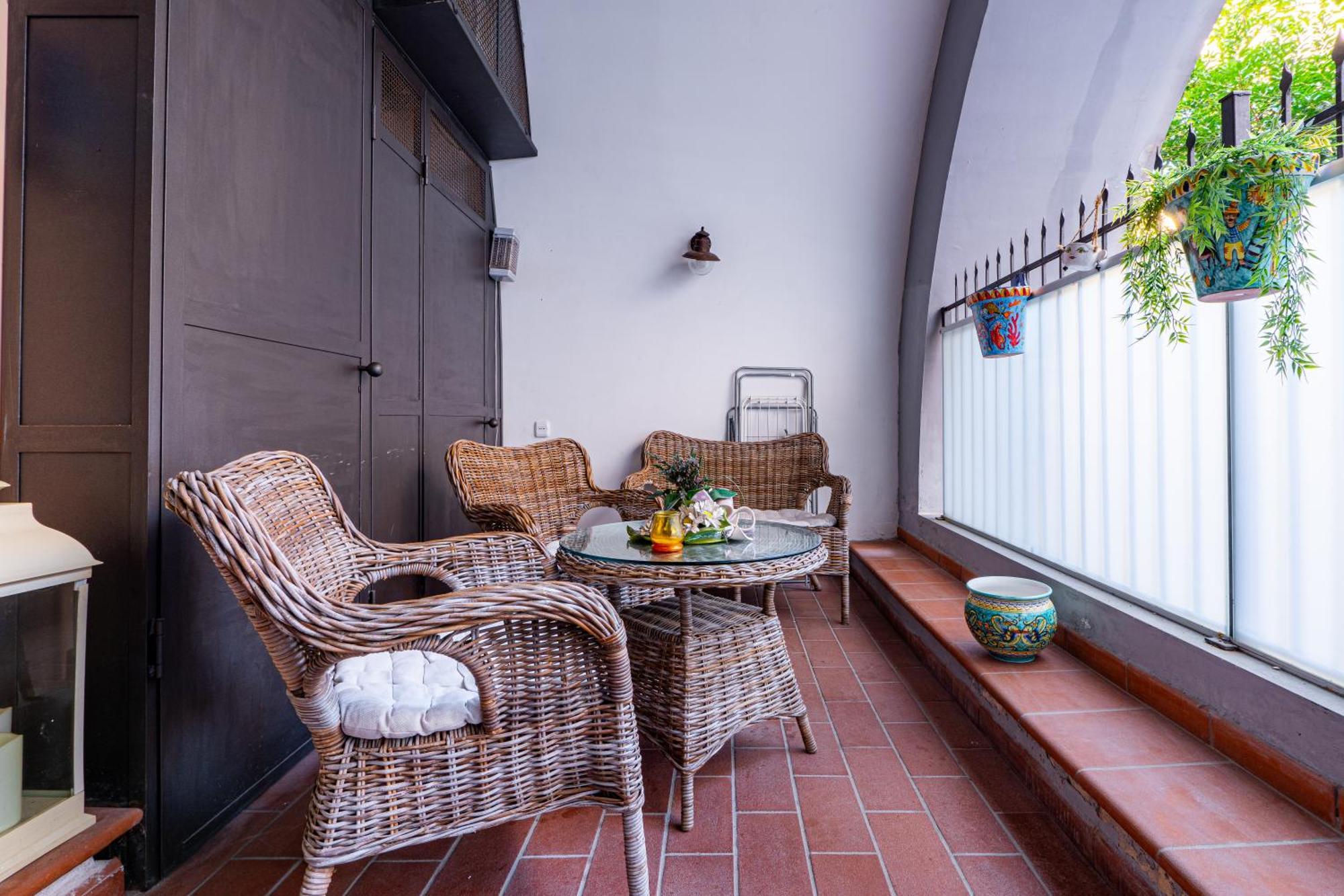 La Dimora Del Barone Bed & Breakfast Salerno Bagian luar foto